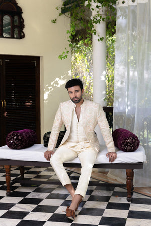 Ruhzār – The Breeze of Elegance