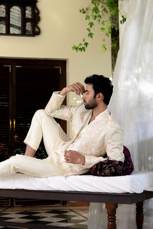 Ruhzār – The Breeze of Elegance