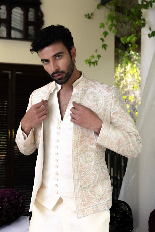 Ruhzār – The Breeze of Elegance