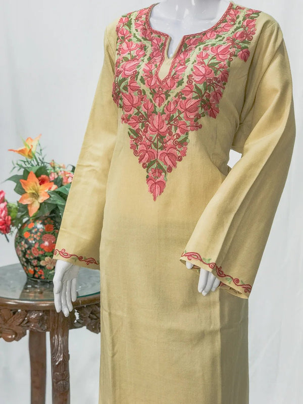 Woollen Phiran with Multi-Colour Aari Work