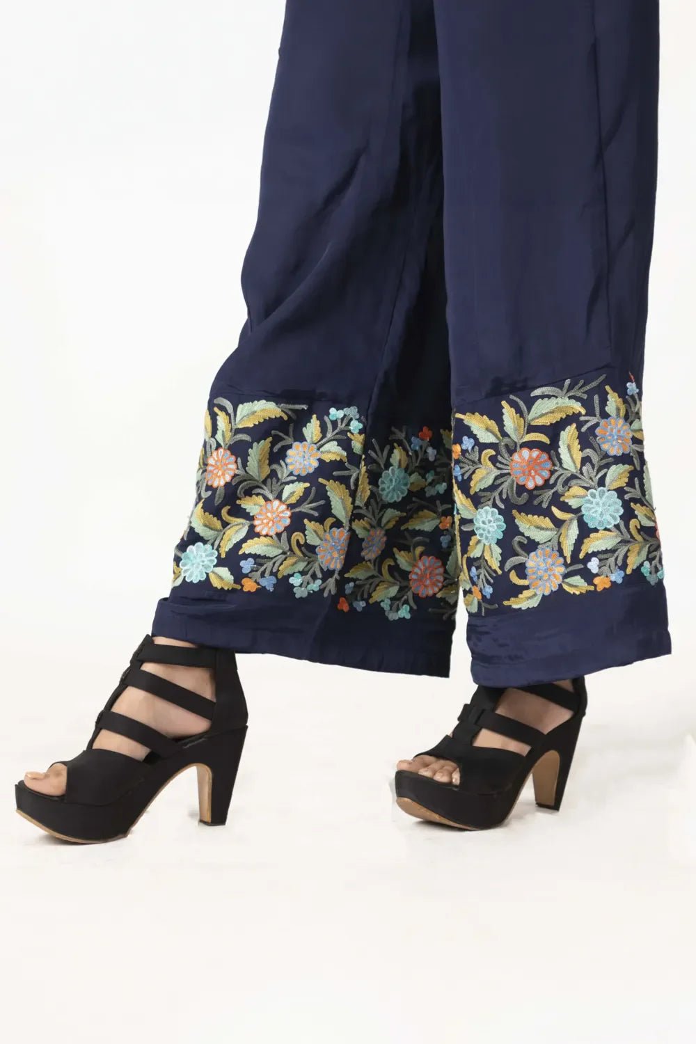 #color_navy blue