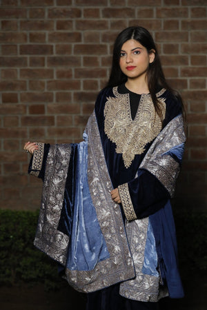 Flowy Navy Blue Velvet Phiran with Tilla Embroidery