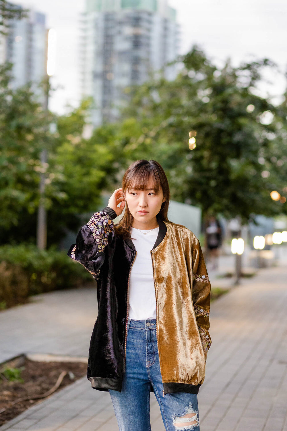 Chaqueta bomber ombré: negra y dorada