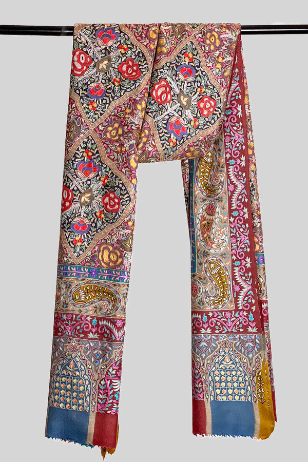 Corner detail of the pashmina shawl with dense all-over kalamkari and sozni hand-embroidery