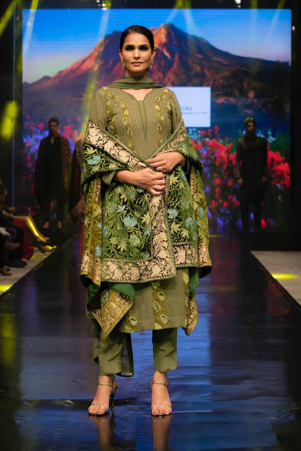 #Green Green Ombre Velvet Cape with Aari