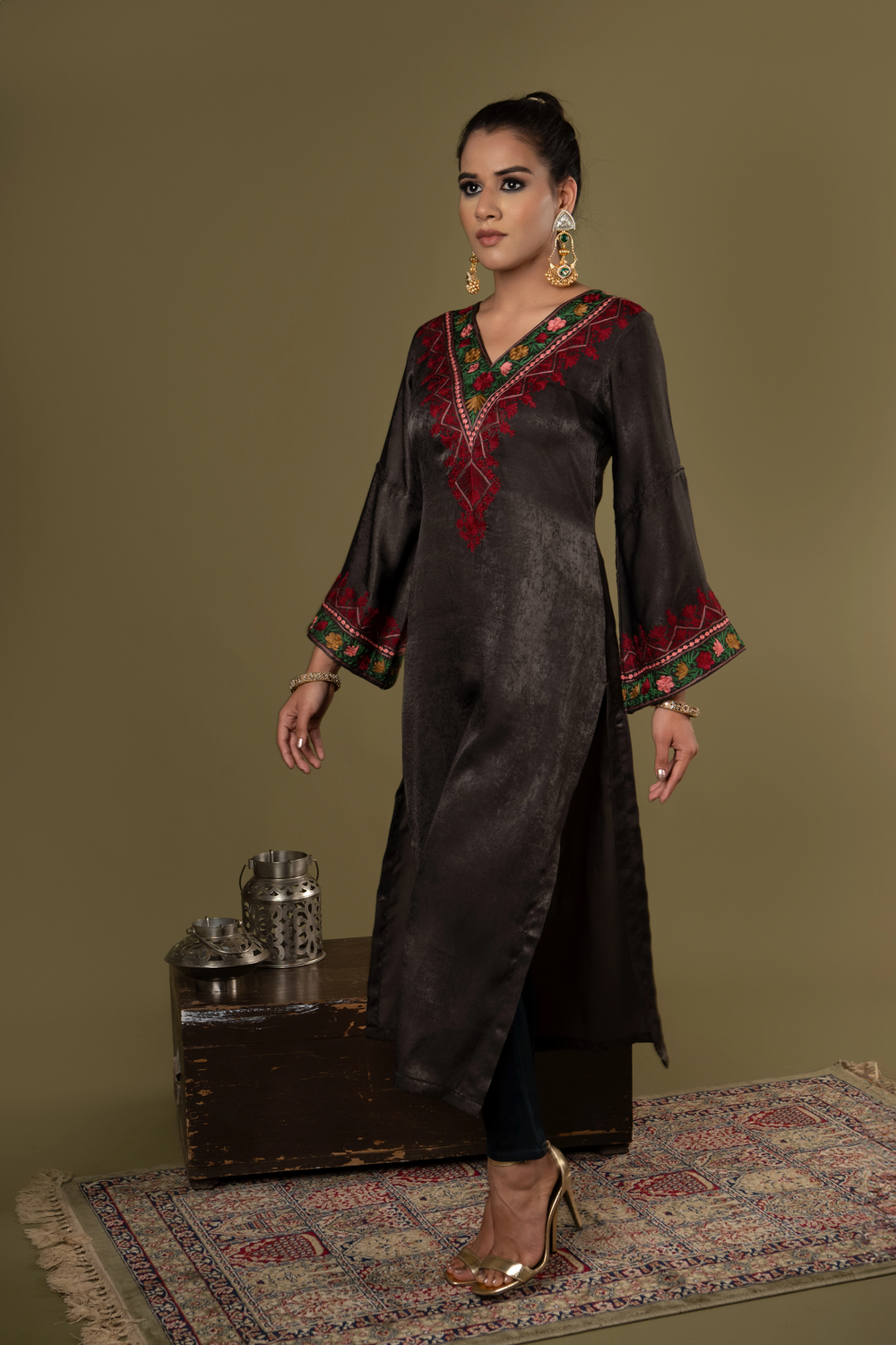 Summer Velvet Kurta Multi-Colour Aari Work