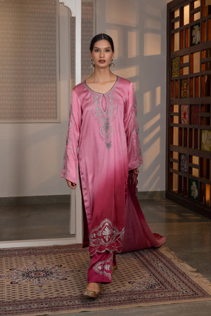#OmbreRosePink&DeepBerry - Full-length front view of ombre wine-mauve suit set with silver zari embroidery and organza dupatta draped over shoulder