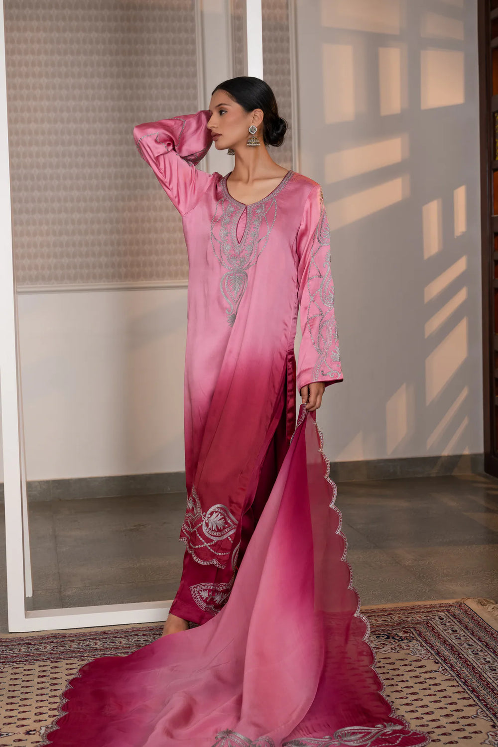 #OmbreRosePink&DeepBerry - Kashmiri zari embroidered cotton satin ombre suit set in wine and mauve with silver paisley motifs, straight kurta and pants
