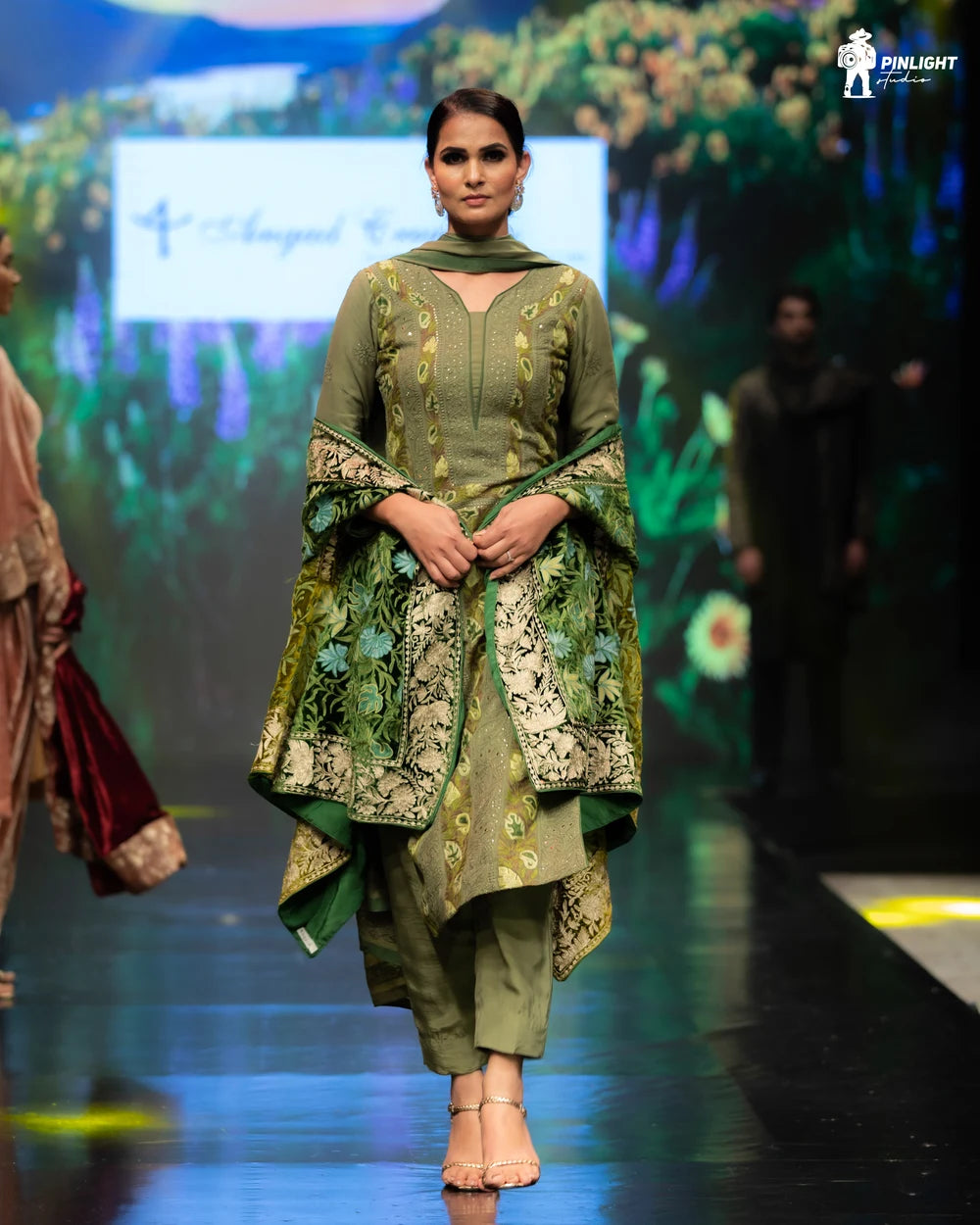 #Green Green Ombre Velvet Cape with Aari