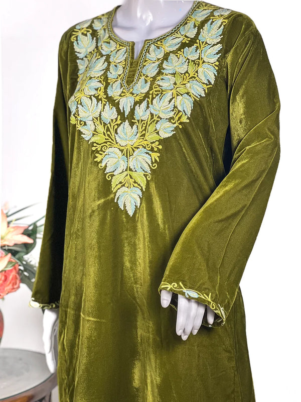 Velvet Phiran with Kashmiri Aari Embroidery