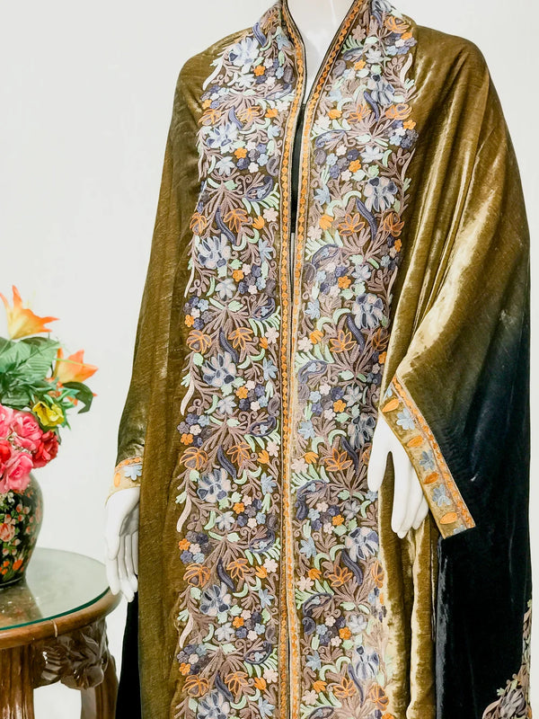 Gloss Velvet Ombre Cape with Aari Work