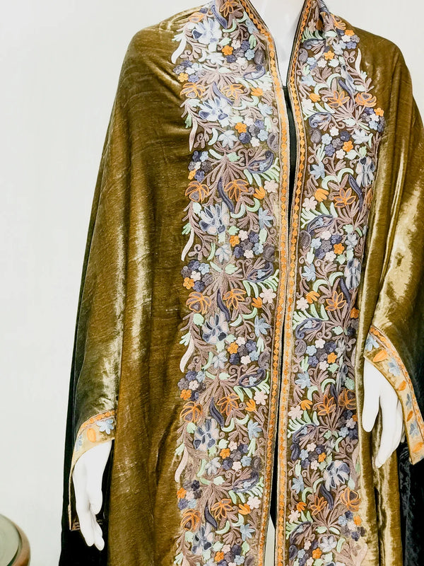 Gloss Velvet Ombre Cape with Aari Work