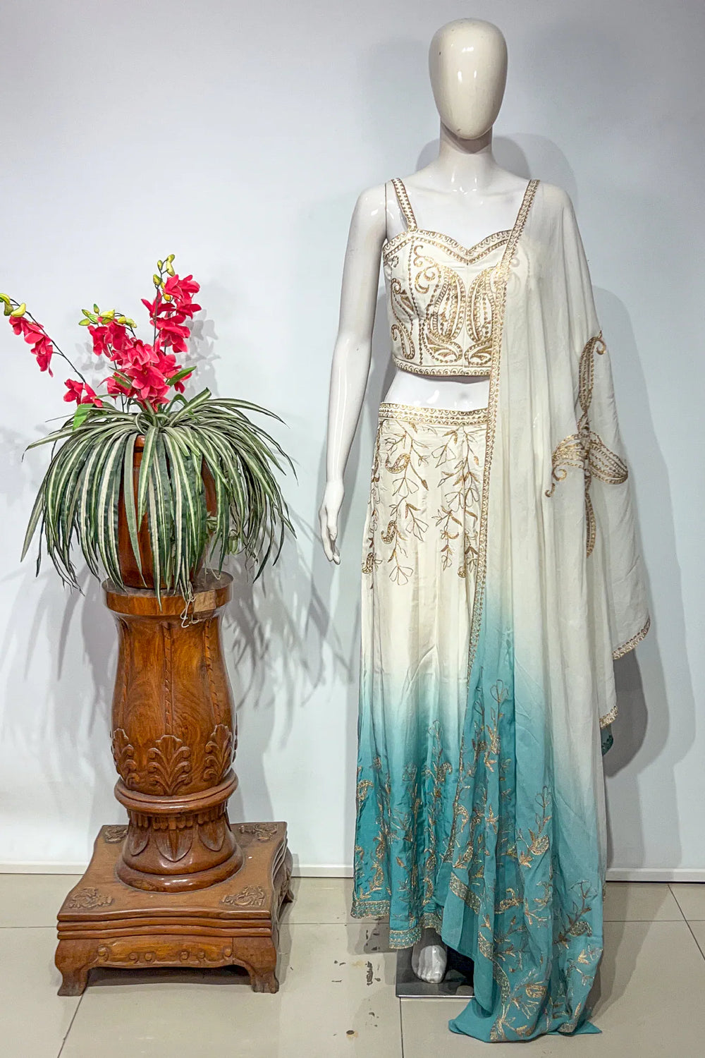 Ivory Corset with Kashmiri Tilla Work