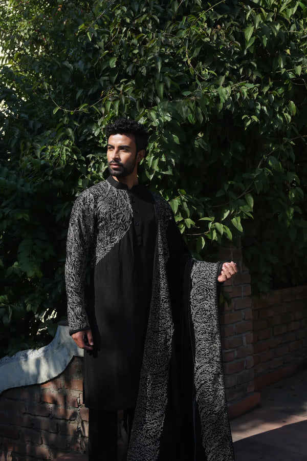 Lafz - A Word in Silk