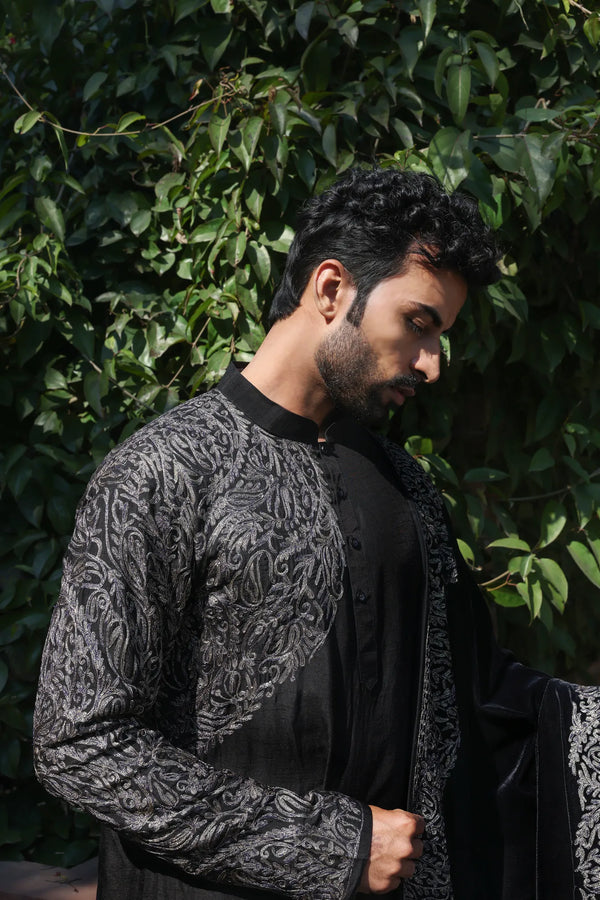 Lafz - A Word in Silk