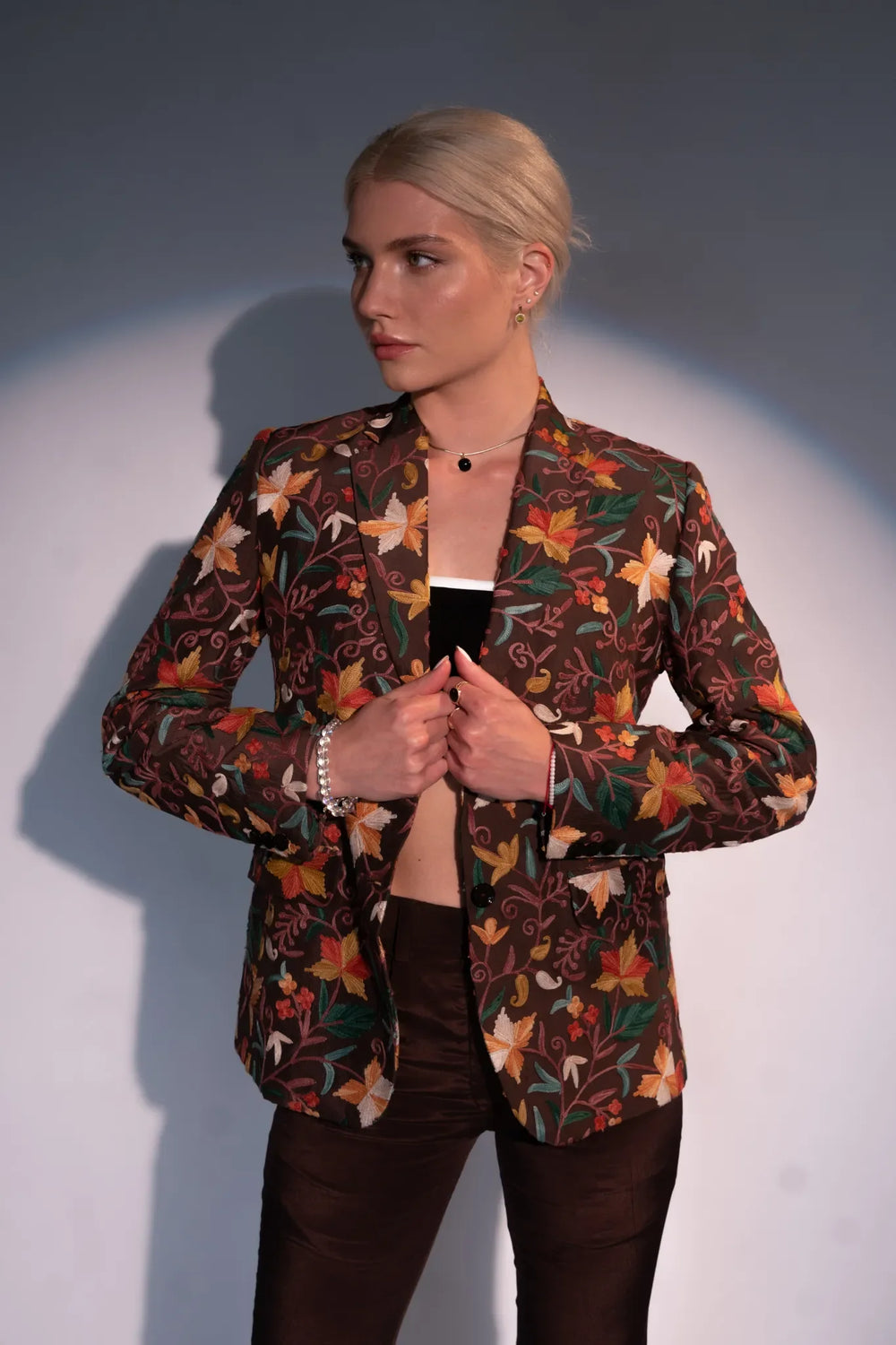 Conjunto de traje de caoba