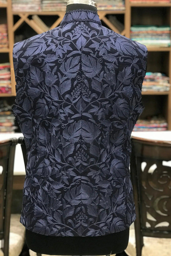 #Black&SteelBlue