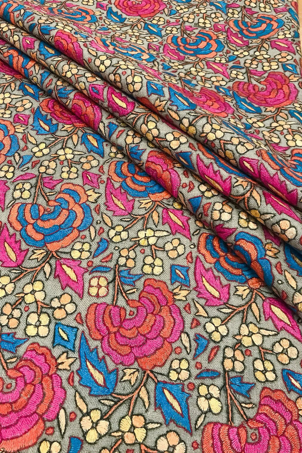 #Fawn | Shawl end panel with dense papier mache hand embroidery and fringe, pure Pashmina