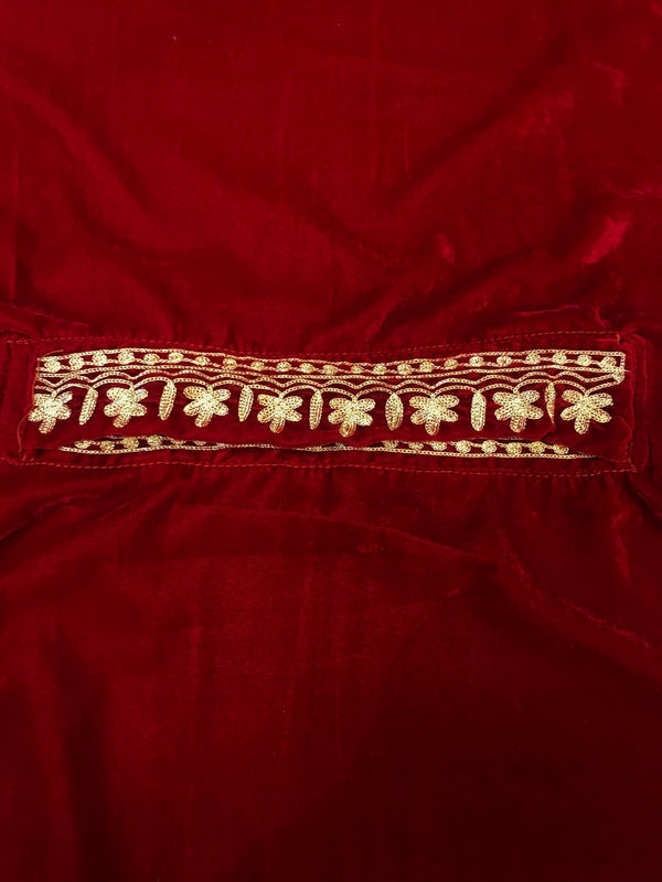 #Maroon