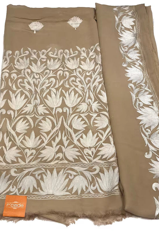 #Beige