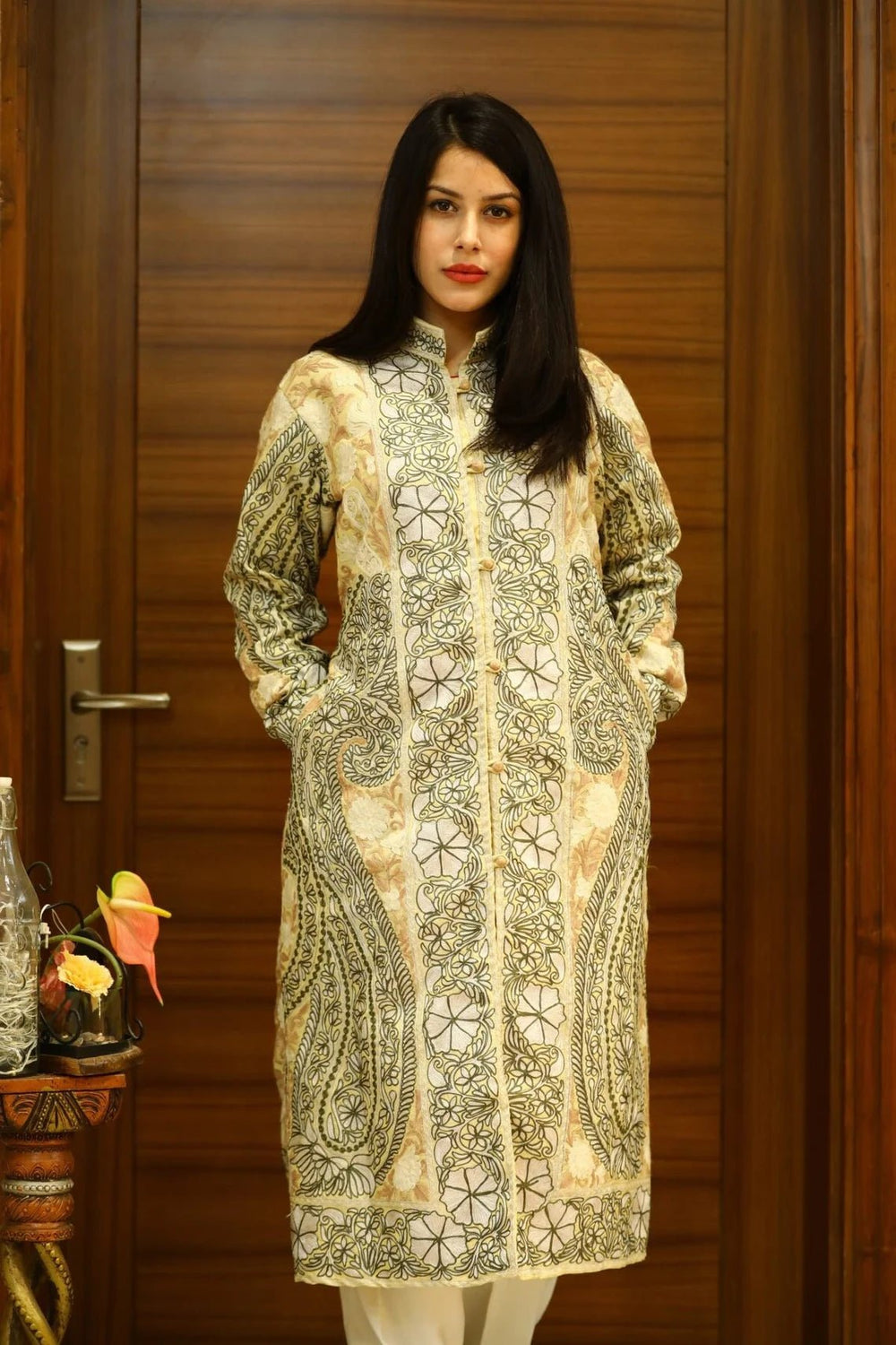 Pale Yellow Pure Wool Kashmiri Jamawar Embroidered Women Coat