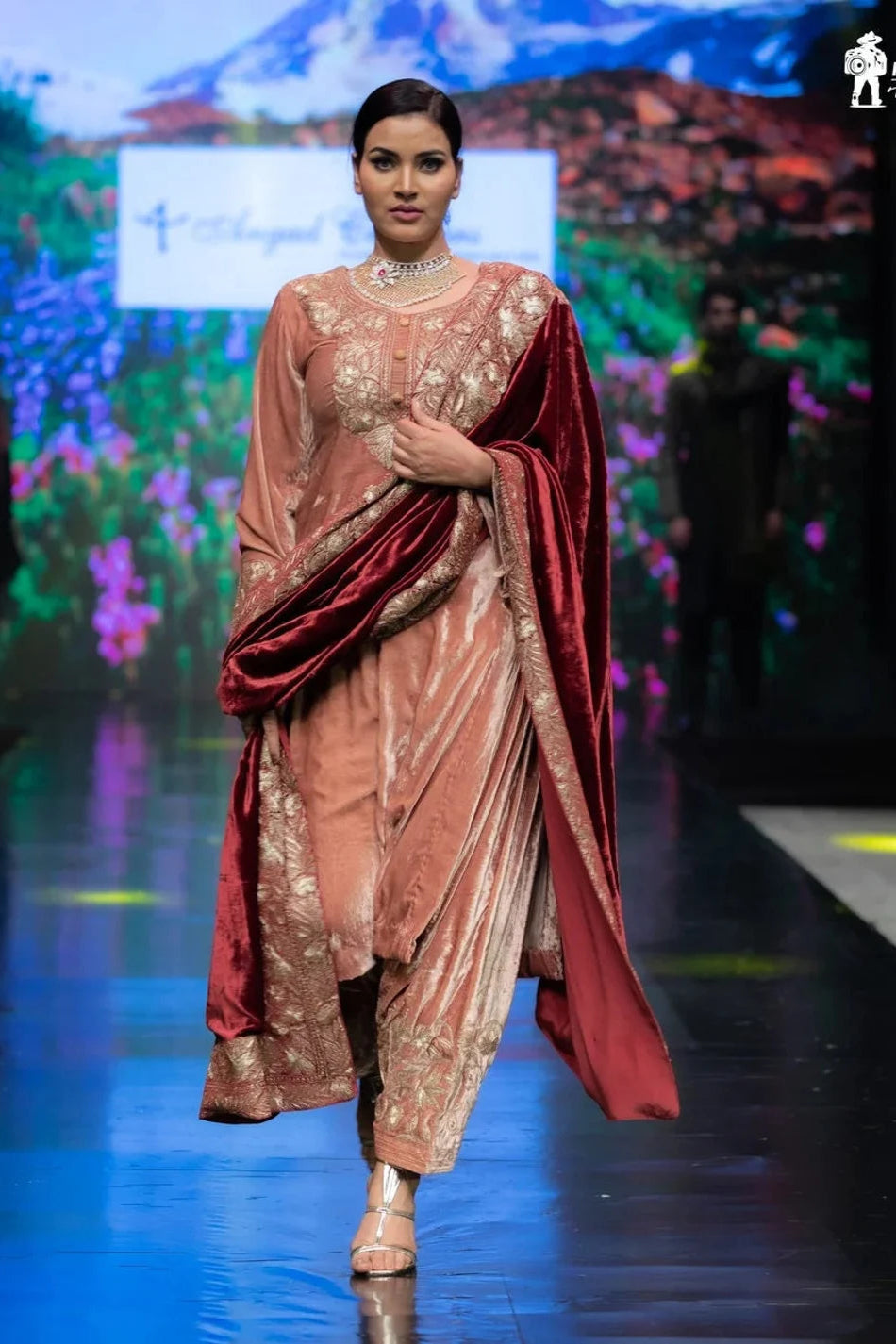 Inaya Sandy Brown Velvet Suit