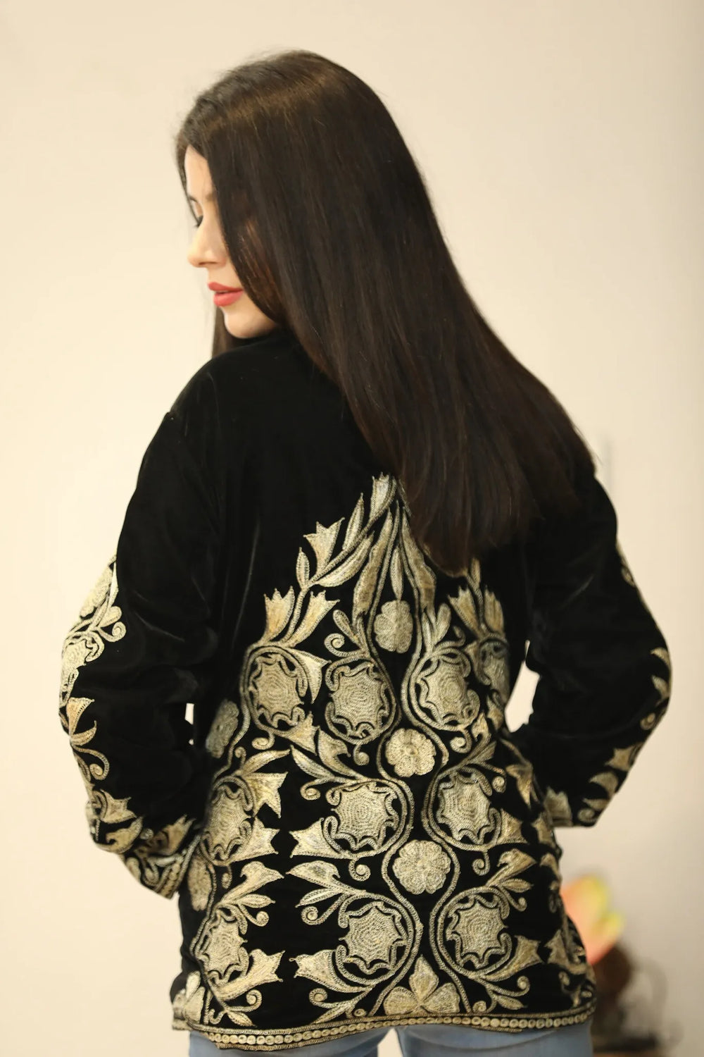 Black Velvet Zipper Jacket with Puff Gold Tilla