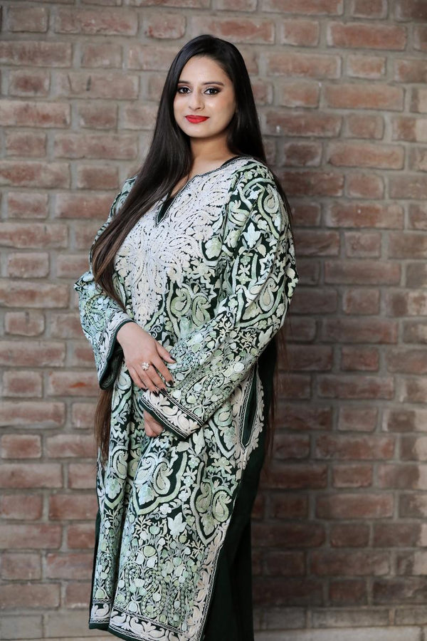 Dark Green Pure Wool Kashmiri Phiran with Jaal Paisley Embroidery