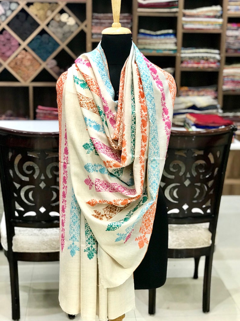 pure pashmina shawls