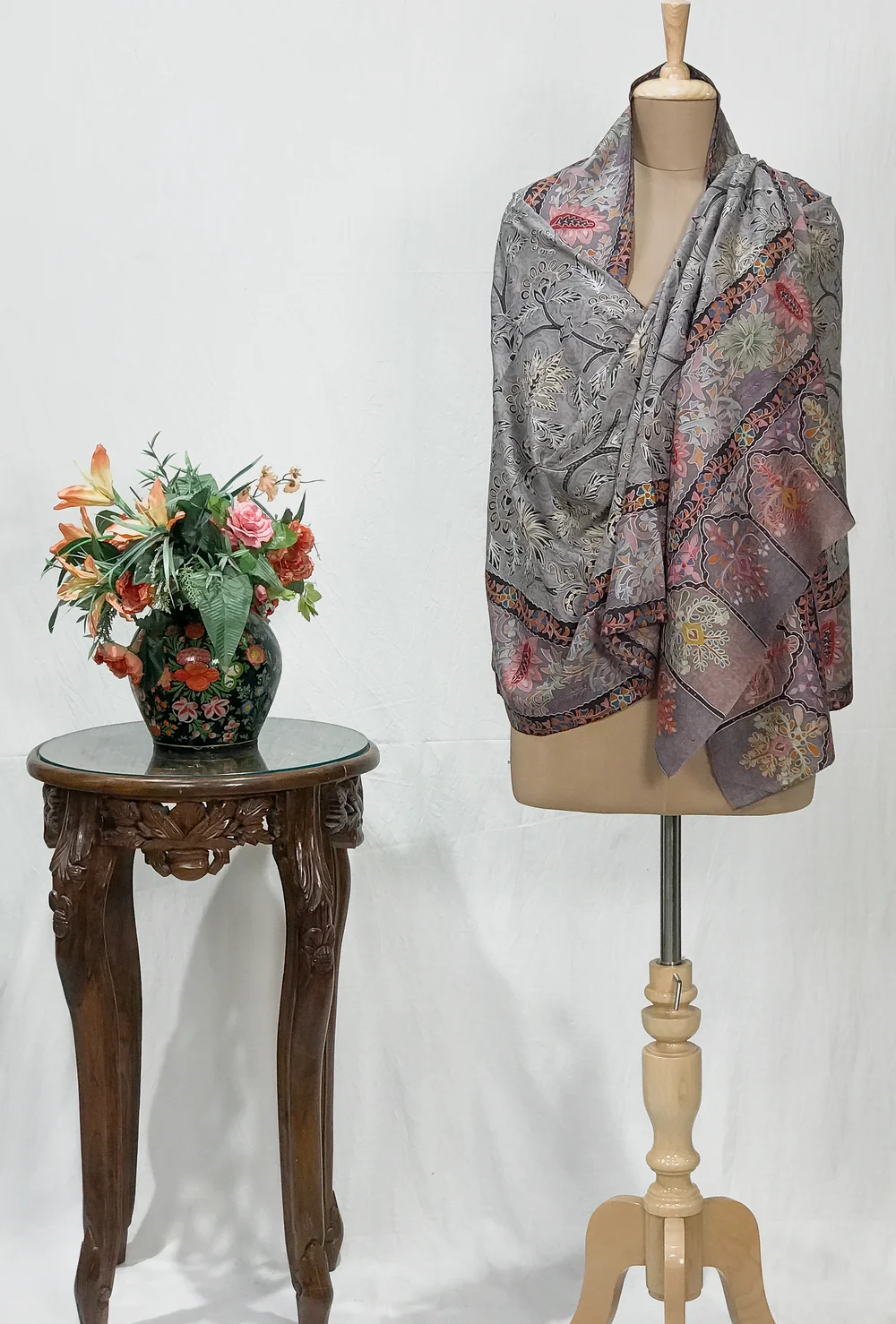 Fine Wool Kalamkari Stole with Pastel Multi-Colour Embroidery | Angad ...